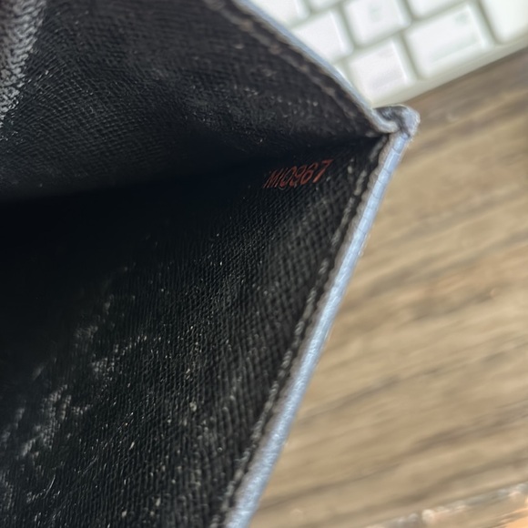 Louis Vuitton Black Epi Briefcase - Picture 14 of 16